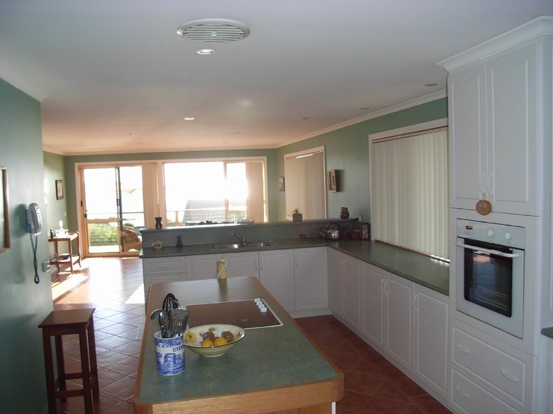 2 Coffey Court, Binalong Bay TAS 7216