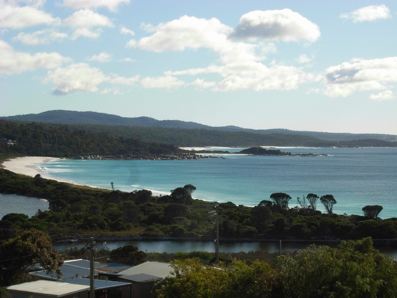 2 Coffey Court, Binalong Bay TAS 7216