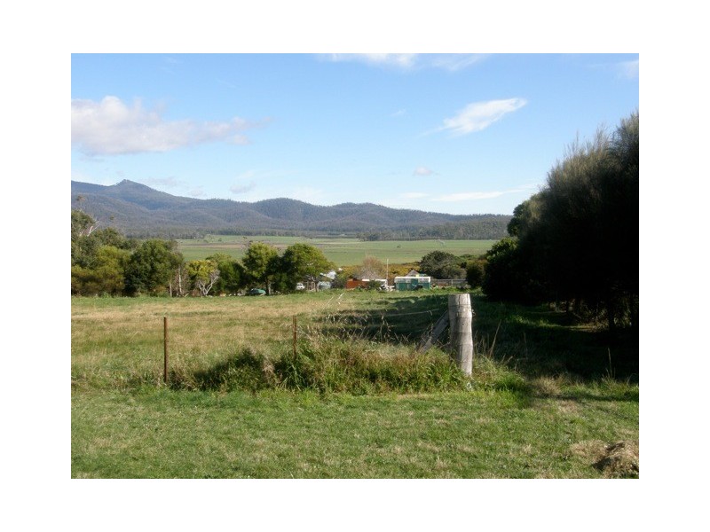 3 Legge Street, Falmouth TAS 7215