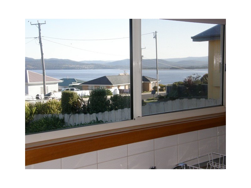 14 Akaroa Avenue, Akaroa TAS 7216