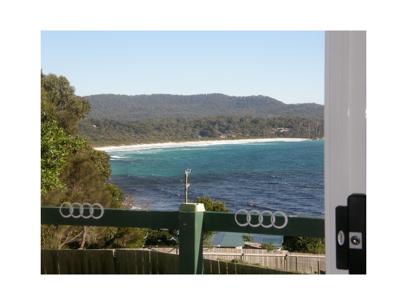 27 Highcrest Avenue, Binalong Bay TAS 7216