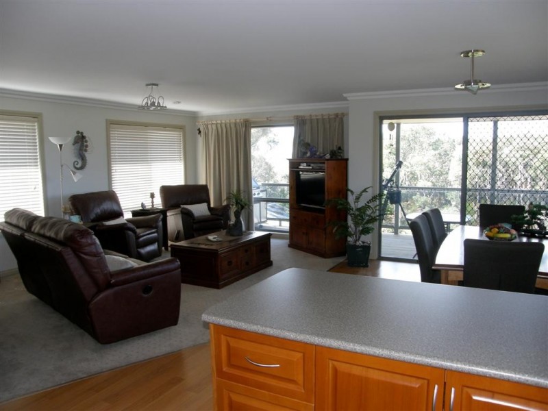 86 Tasman Highway, Beaumaris TAS 7215