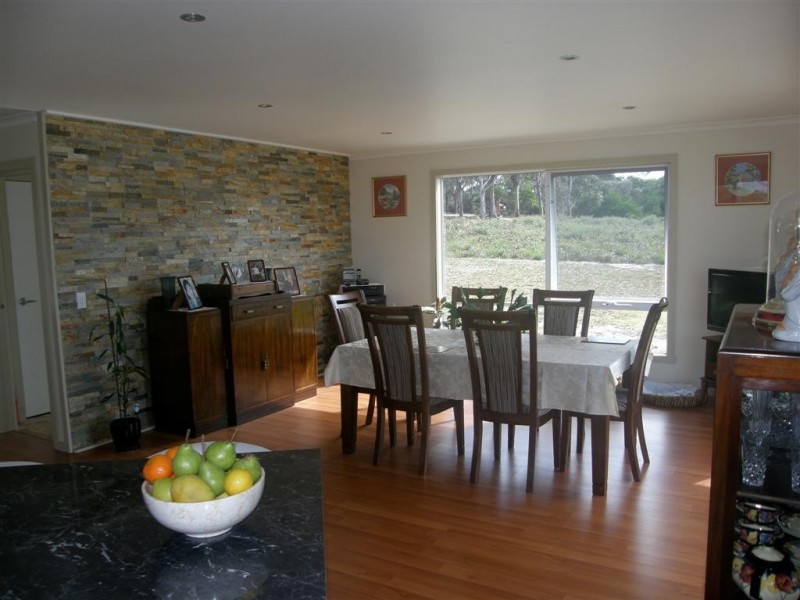 16 Charles Street, Beaumaris TAS 7215