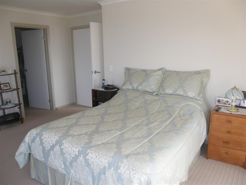 16 Charles Street, Beaumaris TAS 7215