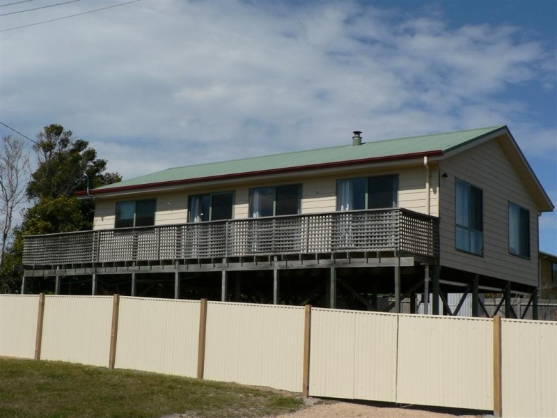 29 Erythos Grove, St Helens TAS 7216