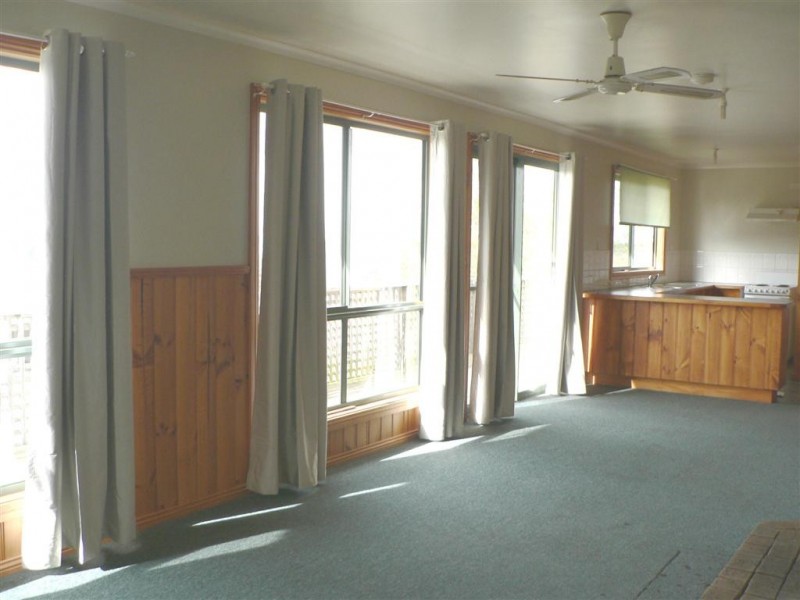 29 Erythos Grove, St Helens TAS 7216