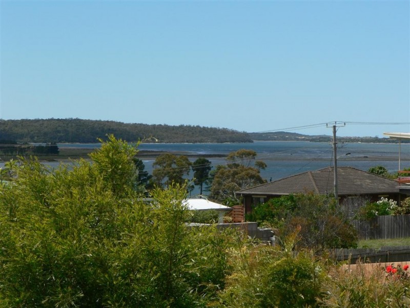 1 Mimosa Street, St Helens TAS 7216