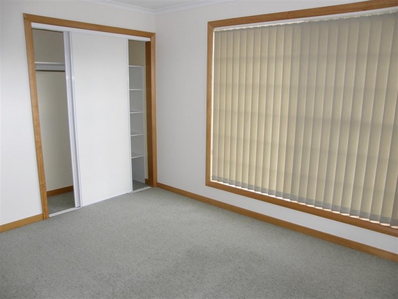 8 Heather Place, St Helens TAS 7216