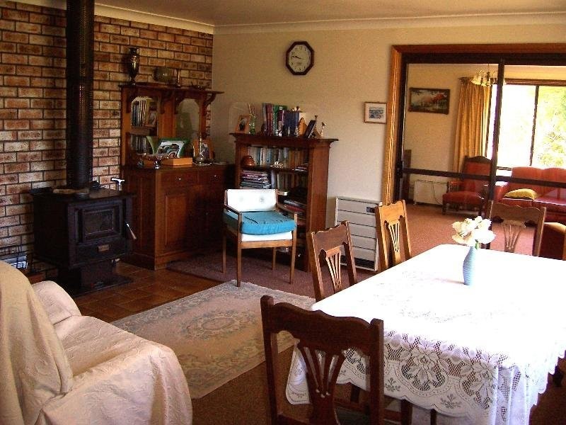 8 Doric Grove, St Helens TAS 7216