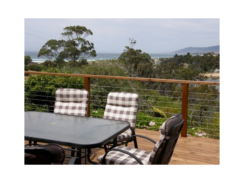 17-19 Thomas Street, Scamander TAS 7215