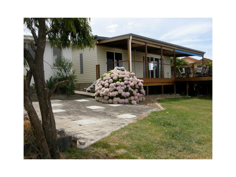 17-19 Thomas Street, Scamander TAS 7215
