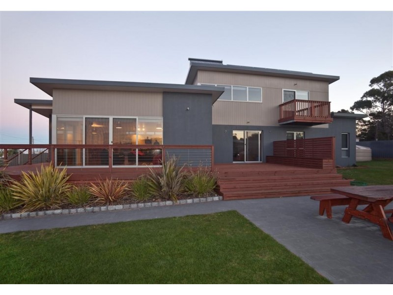24-26 George Street, Scamander TAS 7215