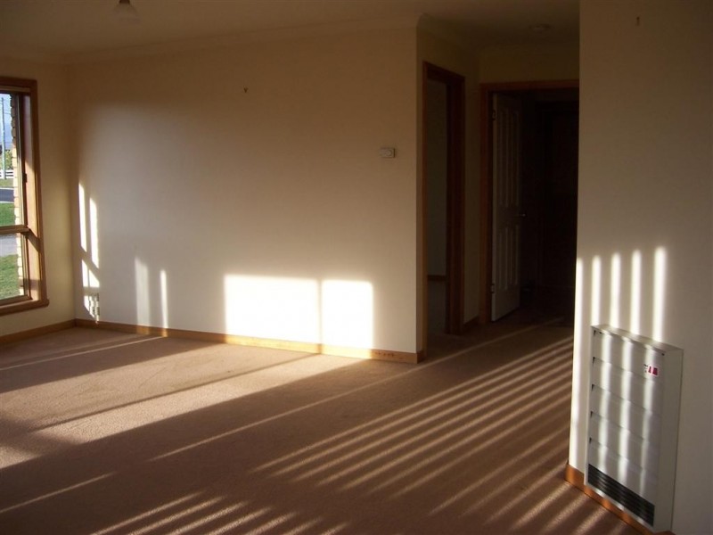 2/13 Cameron, St Helens TAS 7216