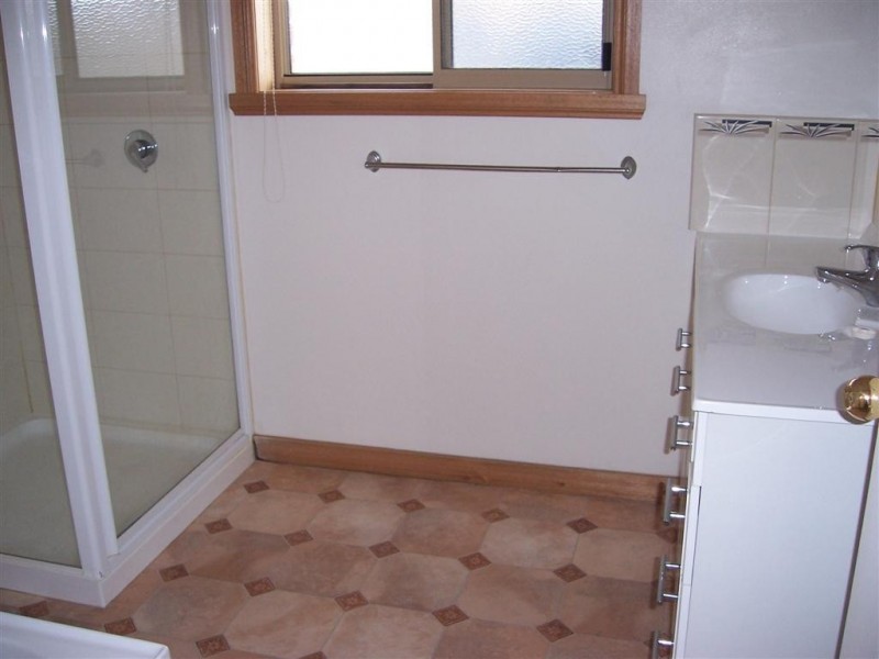 2/13 Cameron, St Helens TAS 7216