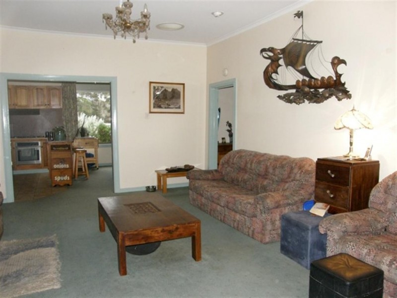 29 Bayvista Rise, St Helens TAS 7216