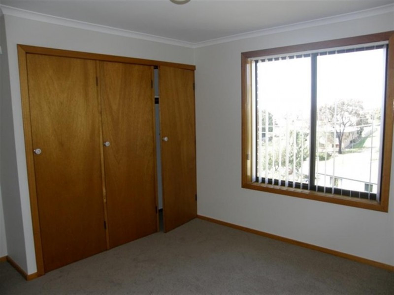 16 Erythos Grove, St Helens TAS 7216
