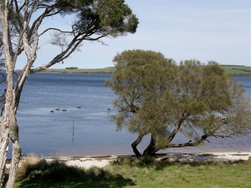 7 Boobyalla Drive, Ansons Bay TAS 7216