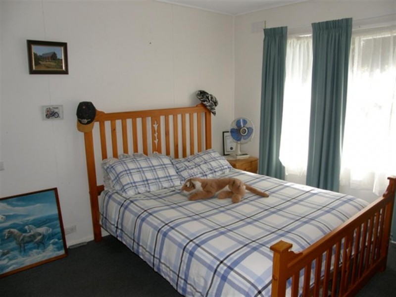 7 Boobyalla Drive, Ansons Bay TAS 7216