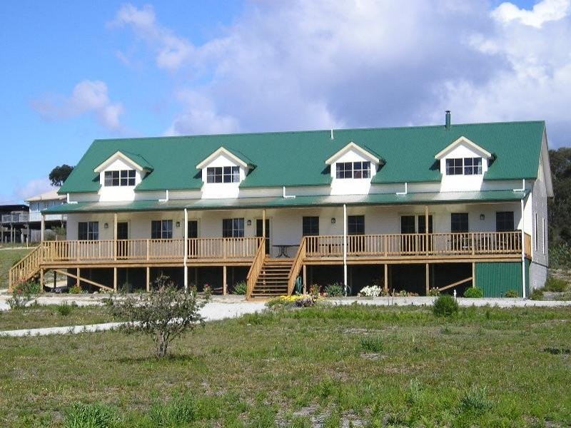 16 Belair Crescent, Beaumaris TAS 7215