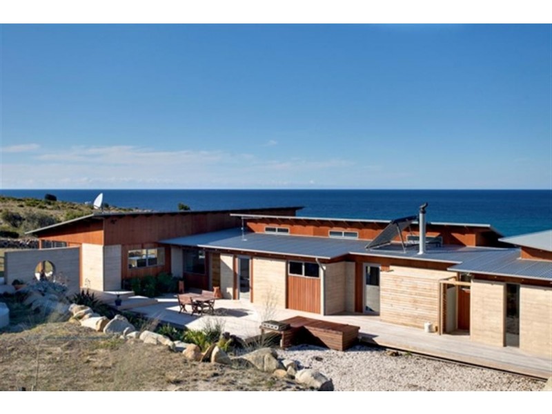 21036 Tasman Highway, Chain Of Lagoons TAS 7215