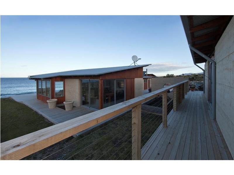 21036 Tasman Highway, Chain Of Lagoons TAS 7215