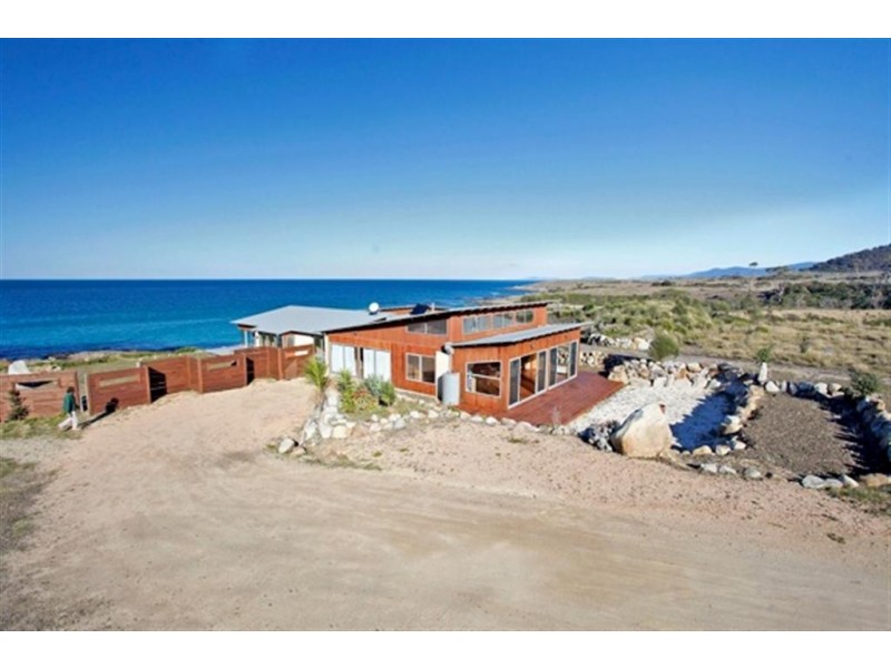 21036 Tasman Highway, Chain Of Lagoons TAS 7215