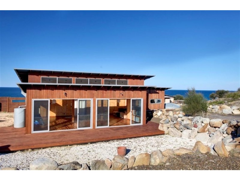 21036 Tasman Highway, Chain Of Lagoons TAS 7215