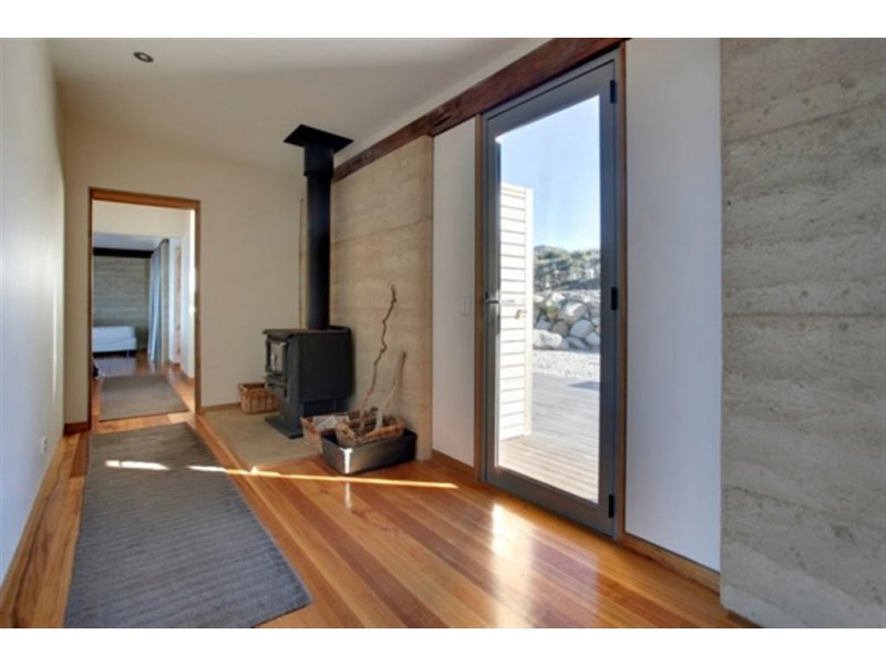 21036 Tasman Highway, Chain Of Lagoons TAS 7215