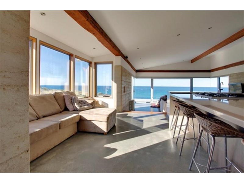 21036 Tasman Highway, Chain Of Lagoons TAS 7215