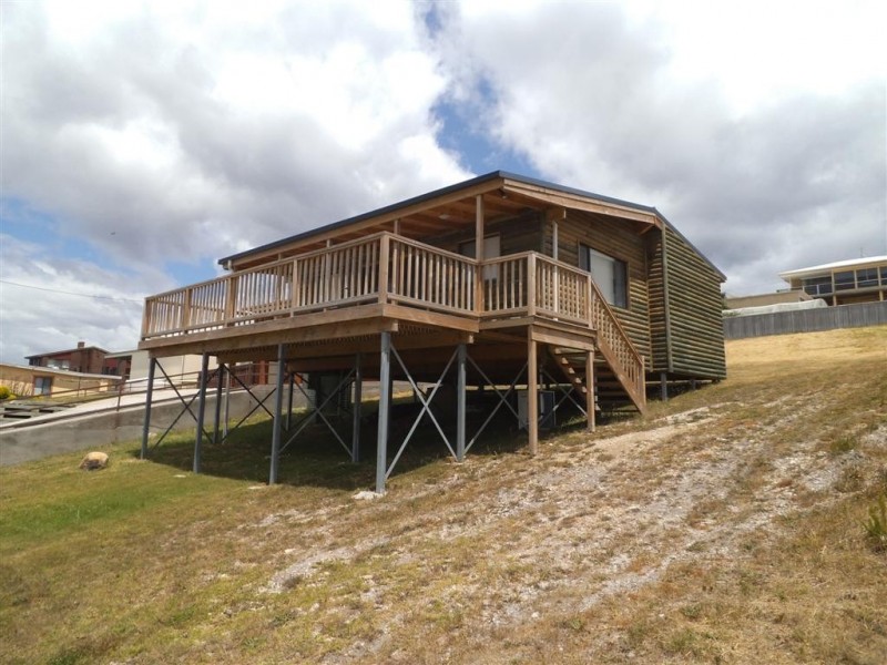 126 Scamander Avenue, Scamander TAS 7215