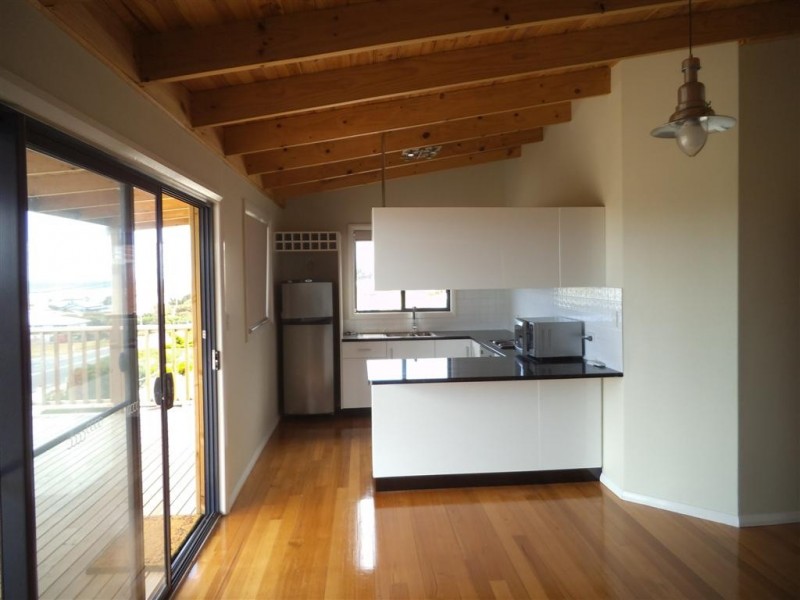 126 Scamander Avenue, Scamander TAS 7215