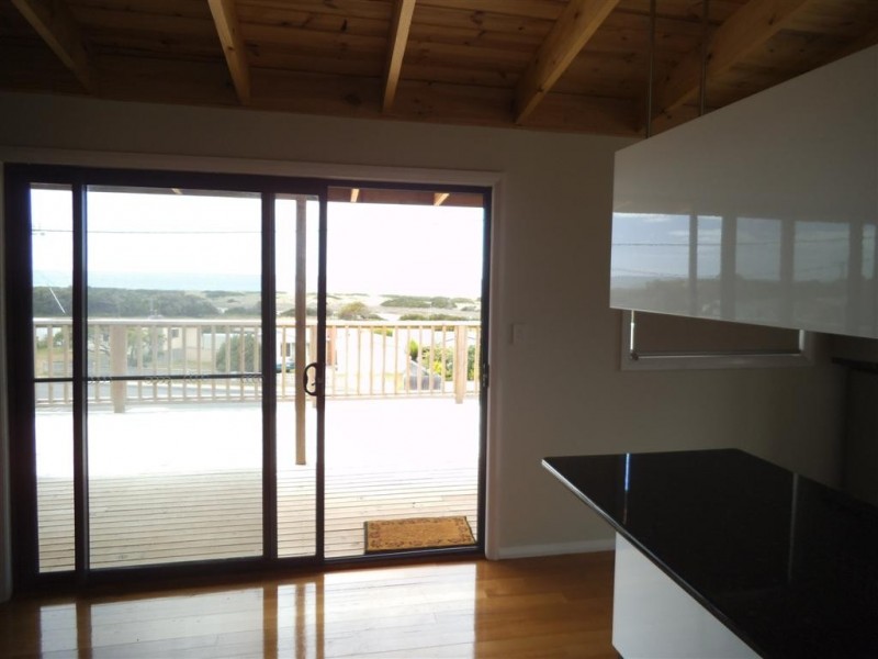 126 Scamander Avenue, Scamander TAS 7215