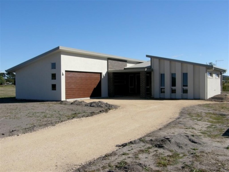 2 Sunny Bank Close, St Helens TAS 7216