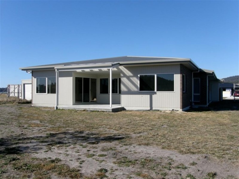 2 Sunny Bank Close, St Helens TAS 7216