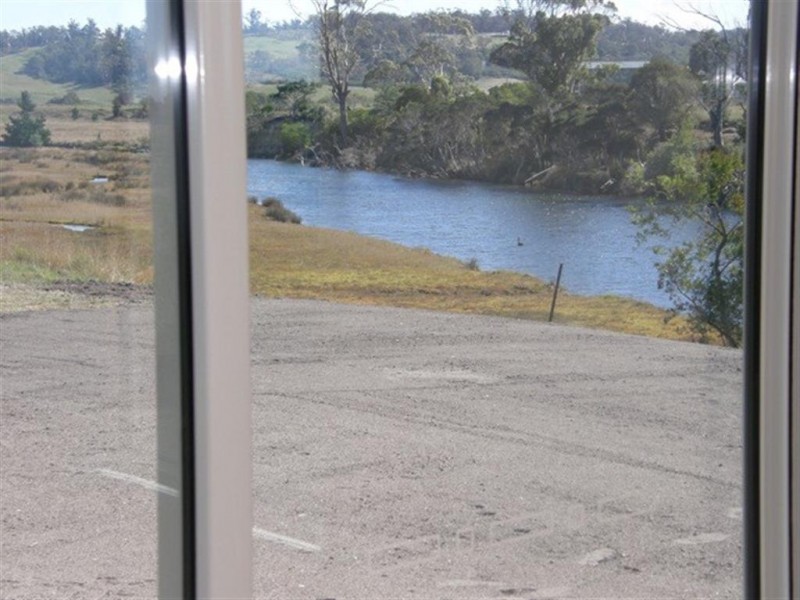 2 Sunny Bank Close, St Helens TAS 7216