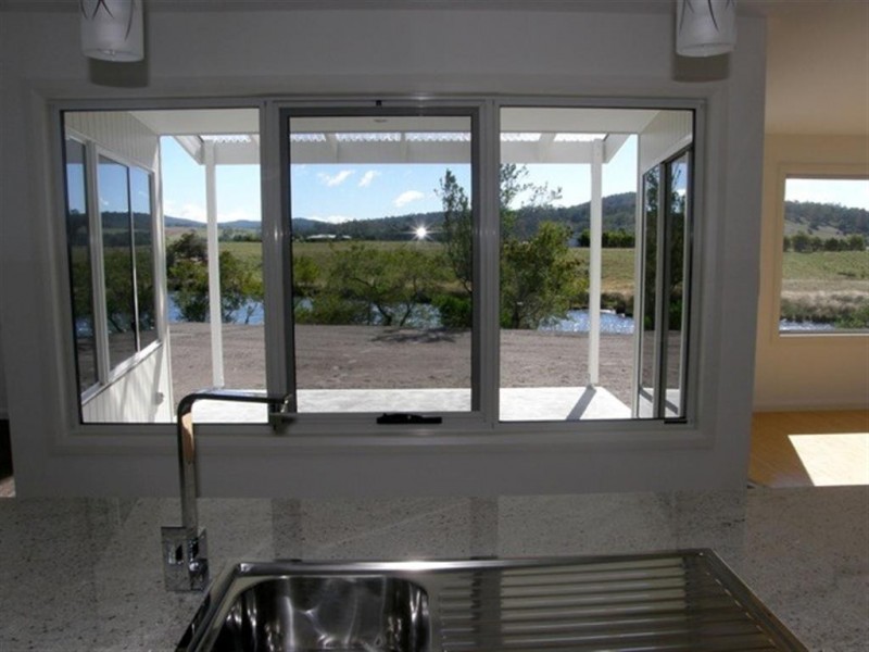 2 Sunny Bank Close, St Helens TAS 7216