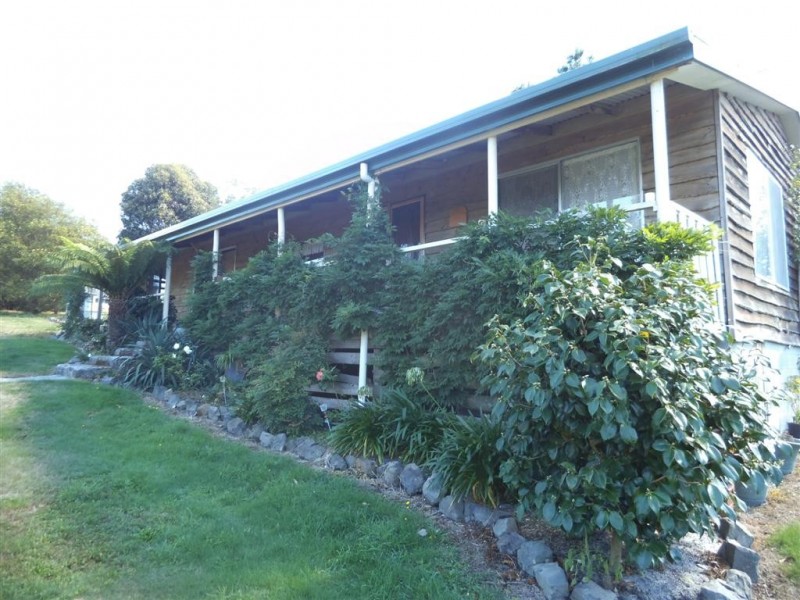 112 Ansons Bay Road, St Helens TAS 7216