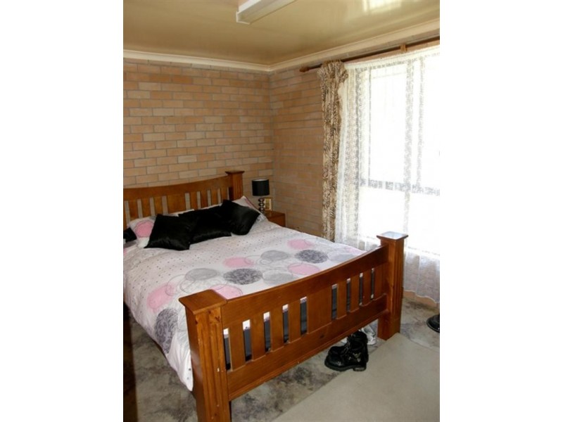 20 Clelands Drive, St Helens TAS 7216