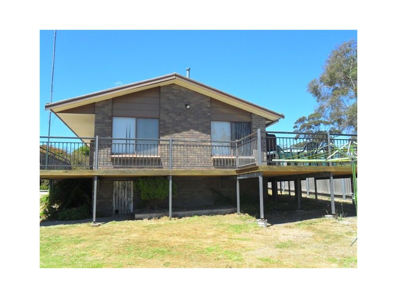 27 Pacific Drive, Binalong Bay TAS 7216