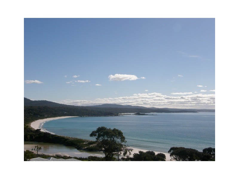 18 Wedge Court, Binalong Bay TAS 7216