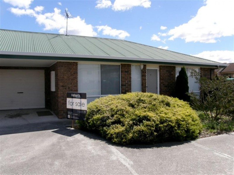2/42 Quail Street, St Helens TAS 7216