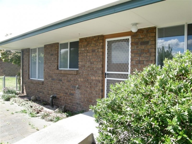 2/42 Quail Street, St Helens TAS 7216