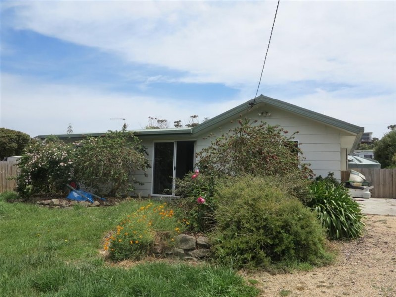 22 Dune Street, Scamander TAS 7215