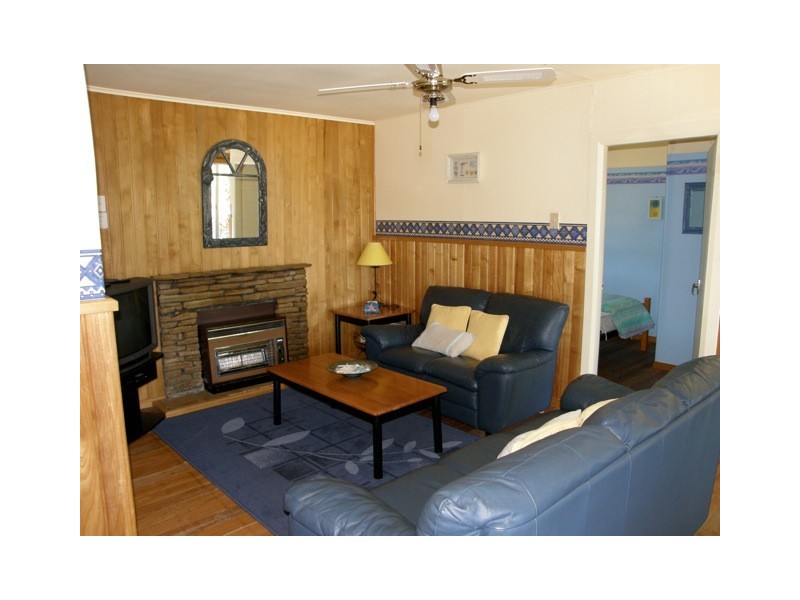 128 Main Street, Binalong Bay TAS 7216