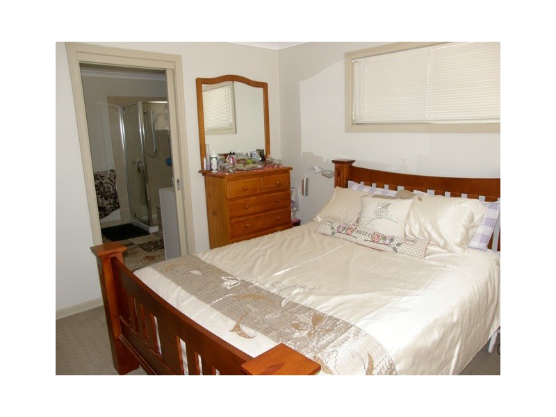 9 Frederick Street, St Marys TAS 7215