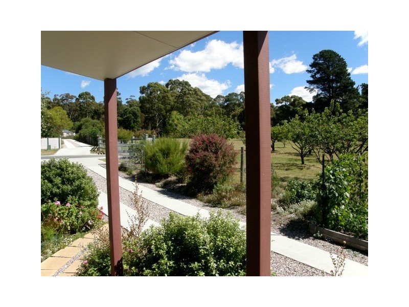 16 Bayvista Rise, St Helens TAS 7216