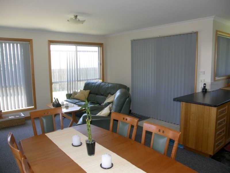 2/7 Heather Place, St Helens TAS 7216