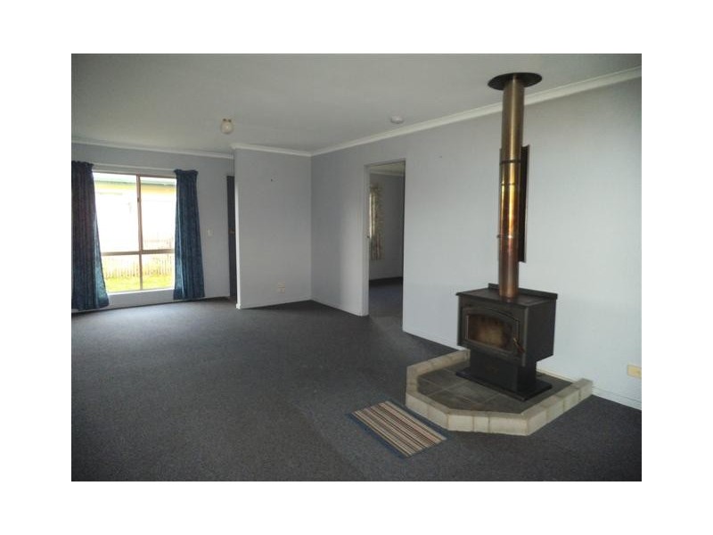 2/21 Annie Street, St Helens TAS 7216