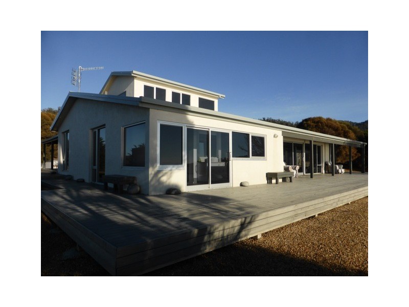 21174 Tasman Highway, Chain Of Lagoons TAS 7215