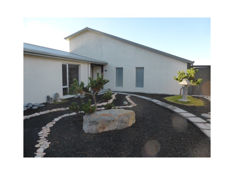 21174 Tasman Highway, Chain Of Lagoons TAS 7215